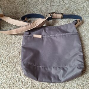 Timbuk2 Lark Crossbody Nylon Zip Adjustable Strap Plum/Tan